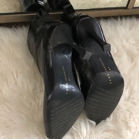 Black stiletto booties - Picture 3 of 4